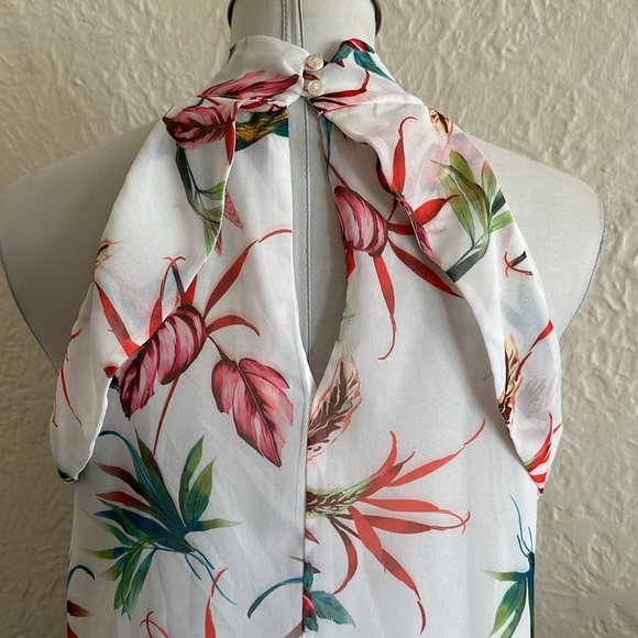 Sweet Pea x New York & Company Birds of Paradise Flower Bow Neck Top Shirt NWT - Picture 5 of 9